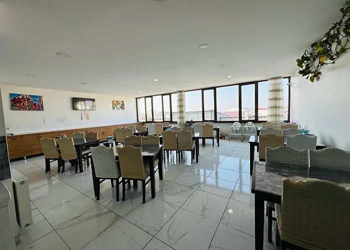 Toprak Hotel